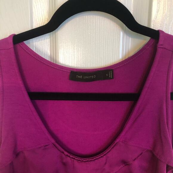 Express Magenta Tiered Satin Ruffle Front Tank Top Work Top Formal Size Small - Picture 2 of 7